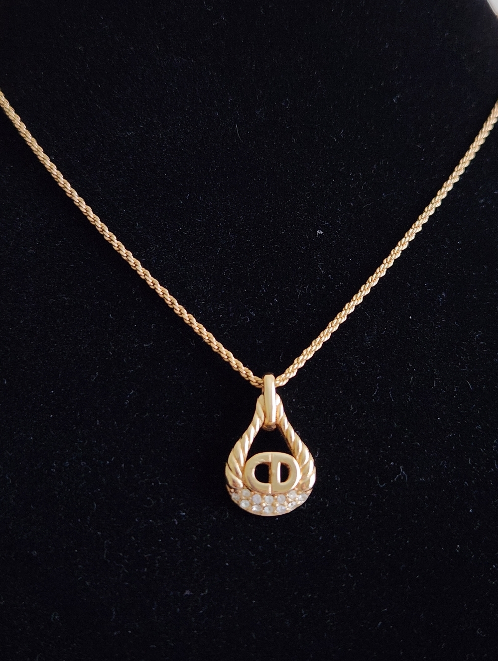 Christian Dior CD Logo Gold Plated Teardrop Pendant Necklace Crystal Accents
